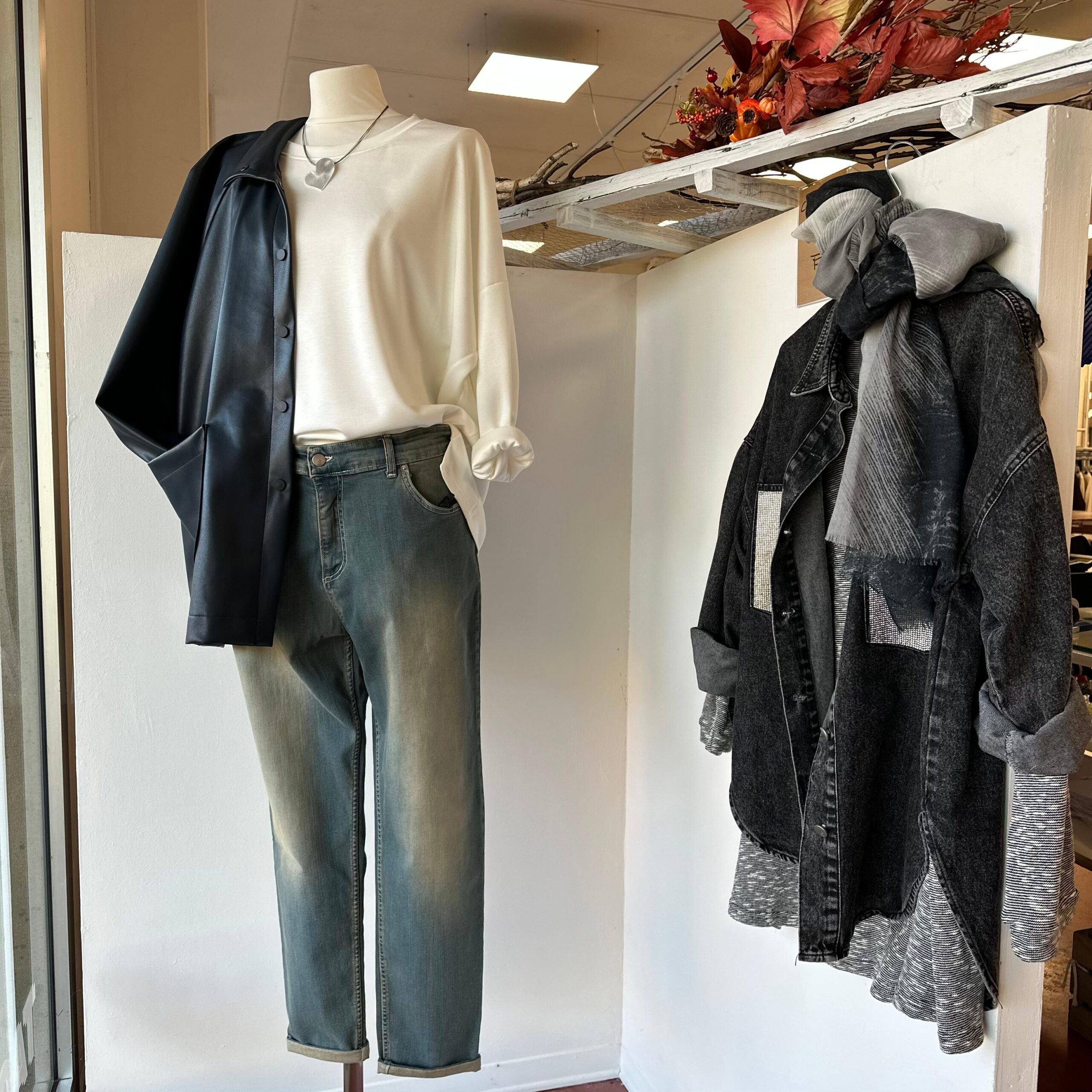 WhatsApp Image 2025-10-09 at 17.12.03 (1)